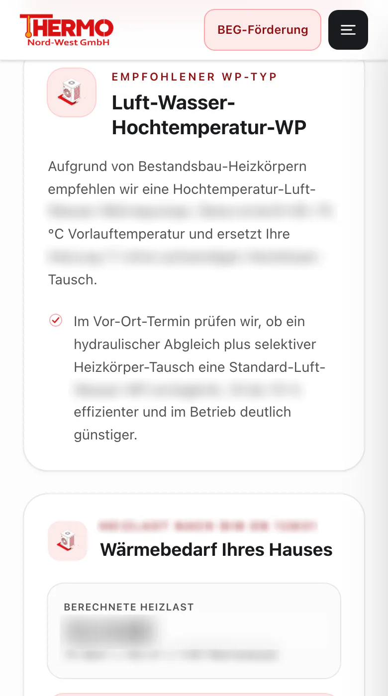Ergebnis des Förder-Checks am Handy: empfohlener Wärmepumpen-Typ Luft-Wasser-Hochtemperatur-WP und Wärmebedarf, Werte unkenntlich.